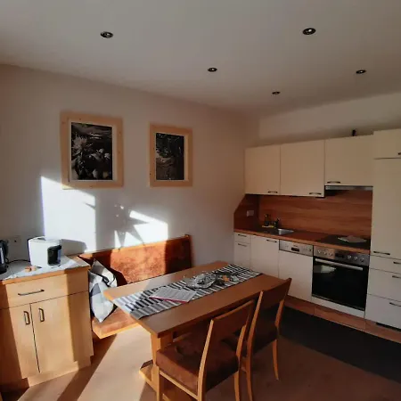 Ferienwohnung Walser * Zams